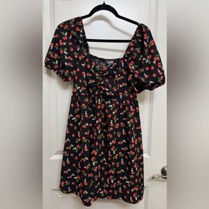 ARULA Black Strawberry Print Puff Sleeve Romper